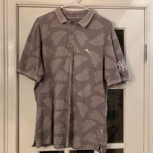 NEW YORK YANKEE TOMMY BAHAMA! Size large. Perfect for the yankee fan in ur life